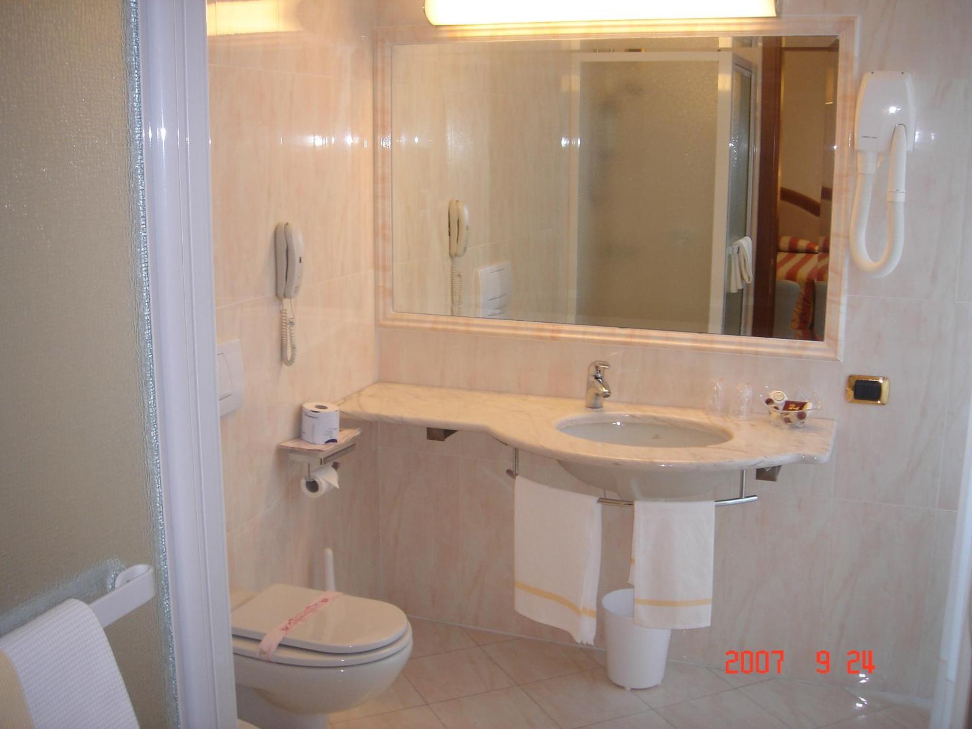 Albergo Corona Domodossola Extérieur photo