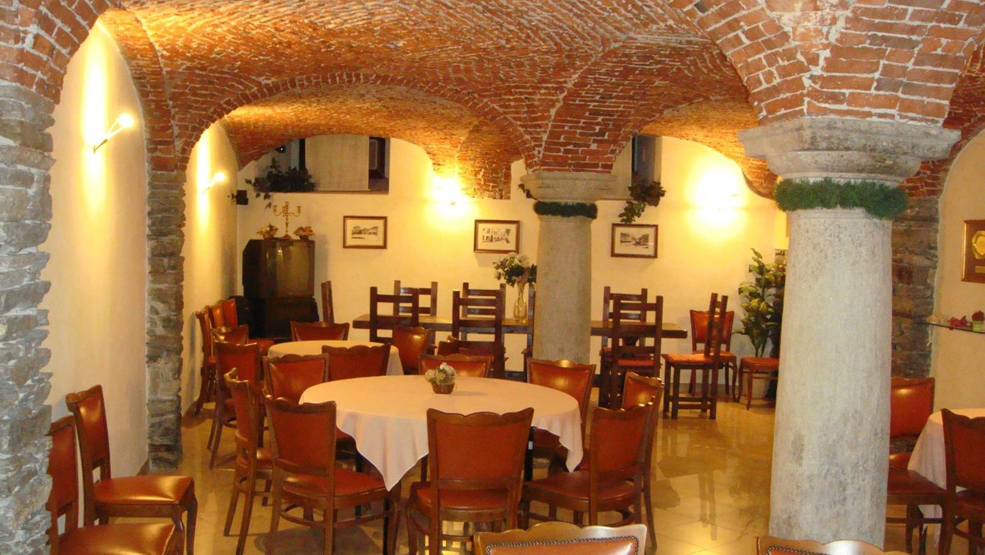 Albergo Corona Domodossola Extérieur photo