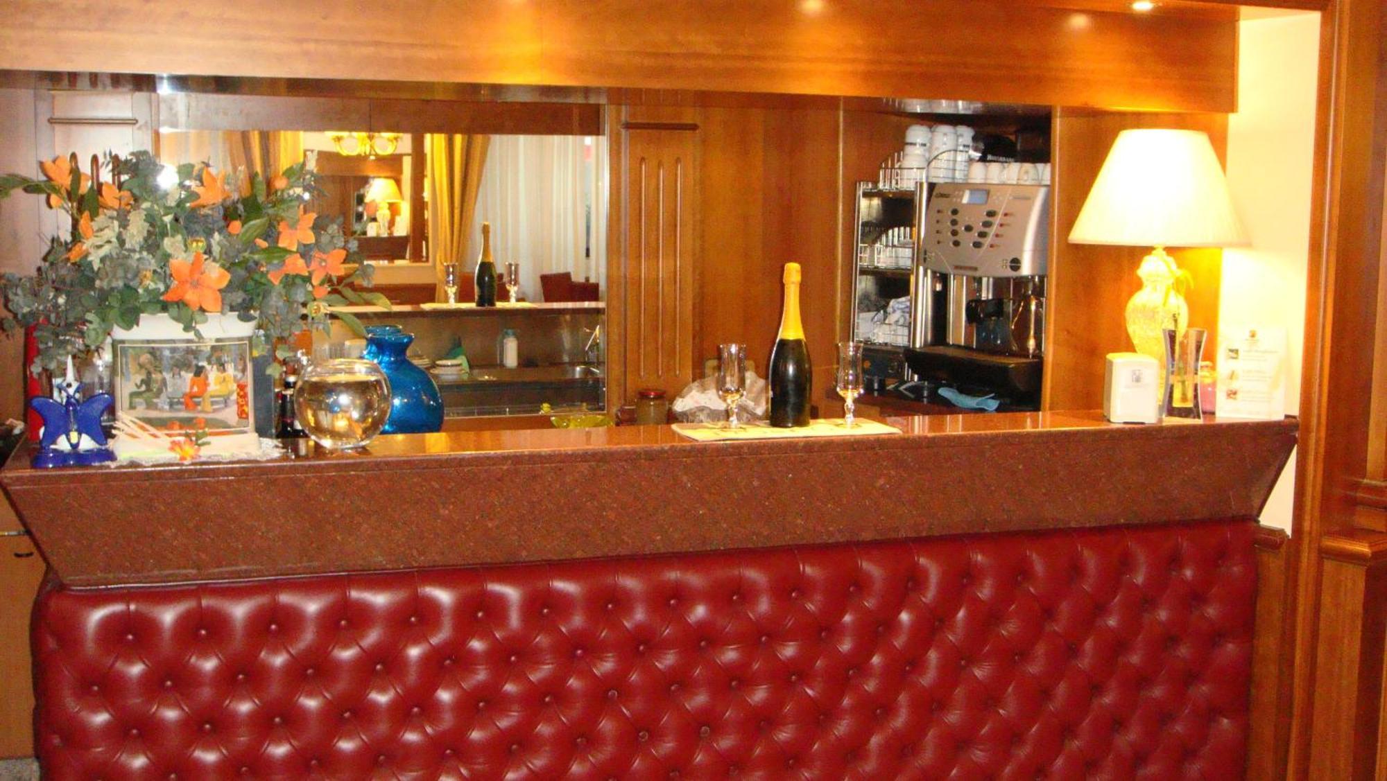 Albergo Corona Domodossola Extérieur photo