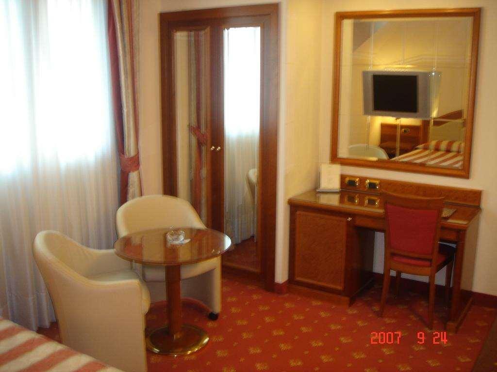 Albergo Corona Domodossola Chambre photo